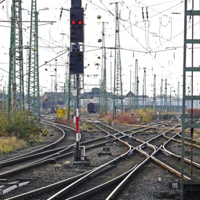 600 επιβάτες του S-Bahn παγιδεύτηκαν: Μπαλόνι από το Oktoberfest παρέλυσε το Μόναχο